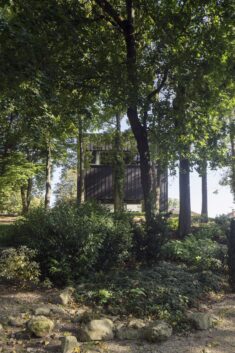 Atak Architekti creates Liberec library by restoring and extending a former rectory