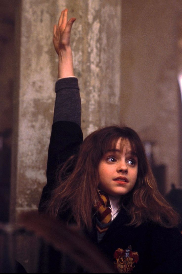 This baby Harry Potter fan grew up to be like Hermione Granger | Harry potter scene, Harry potter he