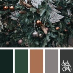 25 Christmas Color Palettes | Beautiful color schemes (mood boards) inspired by Christmas imagery