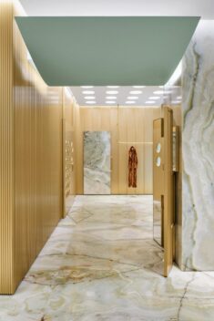 Fashion brand Forte Forte “drowns” its Rome store in green onyx