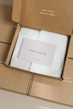 Minimal, photo-realistic mailer box packaging mockups for creatives | Wildflower x Jade Alana