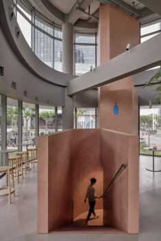 Blue Bottle Coffee Qiantan references greenhouses and Shanghai’s brick architecture