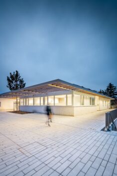 The Two Gooses Day Care Centre / WRA- Wild Rabbits Architecture + Ithaques