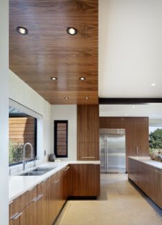 5 Kitchens With Warm Wood Details