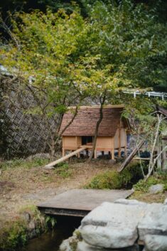 Niwatorigoya is a chicken coop inspired by Japanese shrines