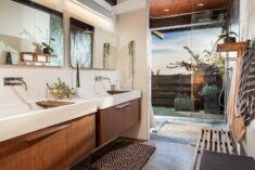 5 Homes With Marvelous Bathrooms