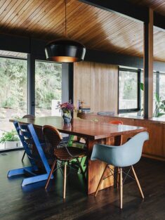 Midcentury Renovation in Portland Capitalizes on Nature With Seven Doors to the Outside