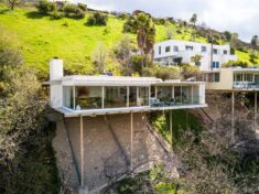 An Epic Cantilevered Neutra House Hits the Market For $1.55M