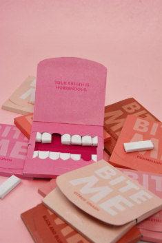 Bite Me: Packaging Insults Chewers as They Grab a Piece of Tooth-Shaped Gum — Colossal