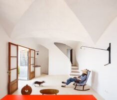 Ca’n Rei Townhouse / Isla Architects