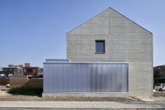 Concrete Split-level House / derksen | windt architecten