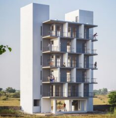 Flying Walls Hostel / Dhulia Architecture Design Studio