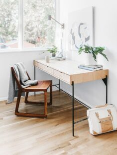 Home Curator Hannah Pobar Shares Her Tips For Minimalist Living