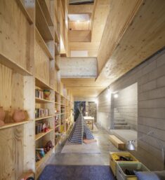 House Between Party Walls / Josep Ferrando Architecture