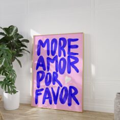 Maximalist Poster – More Amor Por Favor Wandkunst – moderne bunte eklektische rosa W ...