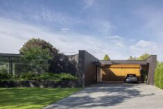 Outside In House / i29 + Bedaux de Brouwer Architects