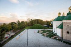 Renovation of the Spassky Bastion and Church Public Square / AER