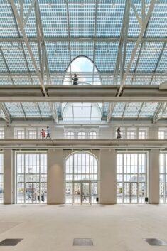 Renzo Piano converts Moscow power station into GES-2 House of Culture