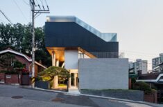 Self Stack House / Dongjin Kim + L’eau Design