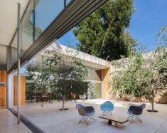 Roofless House by Craig Steely – Indoor/Outdoor Home in California