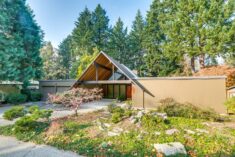 A Midcentury Rummer Home Near Portland Hits the Market for $699K