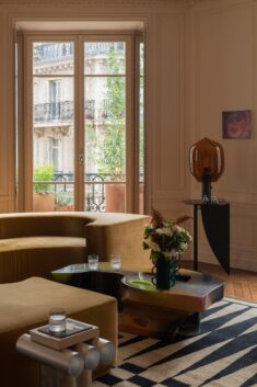 Rodolphe Parente respectfully rethinks a classic Haussmannian apartment in Paris