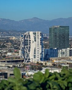 (W)rapper Tower in Los Angeles has “eternal” lifecycle says Eric Owen Moss